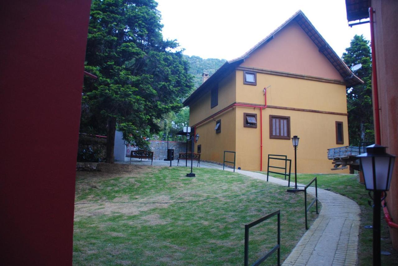 Hotel Vila Suica 1818 โนวาฟริบูร์โก ภายนอก รูปภาพ