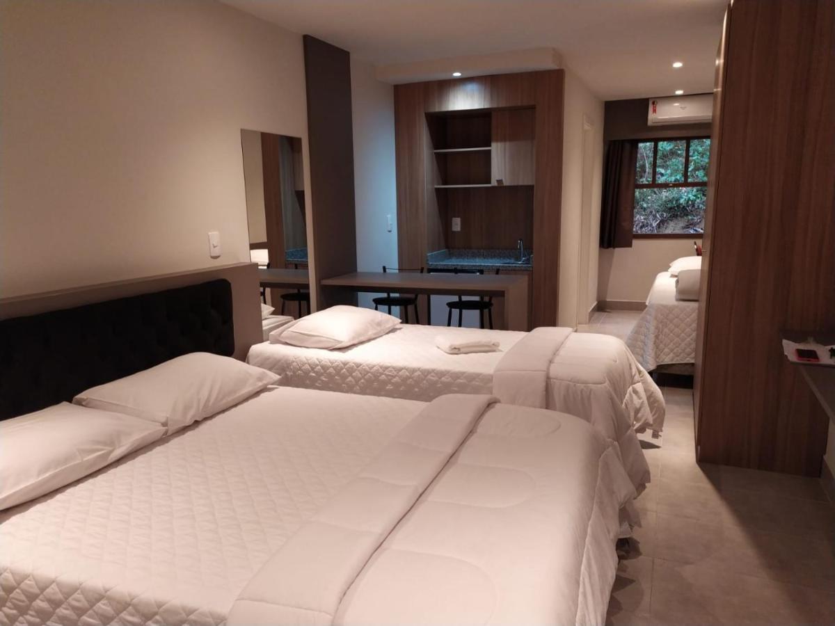 Hotel Vila Suica 1818 โนวาฟริบูร์โก ภายนอก รูปภาพ