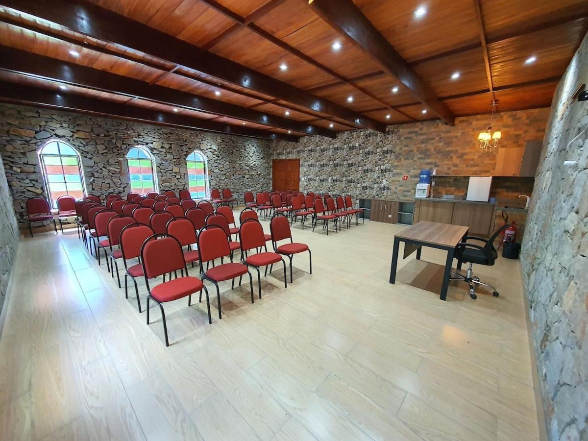 Hotel Vila Suica 1818 โนวาฟริบูร์โก ภายนอก รูปภาพ