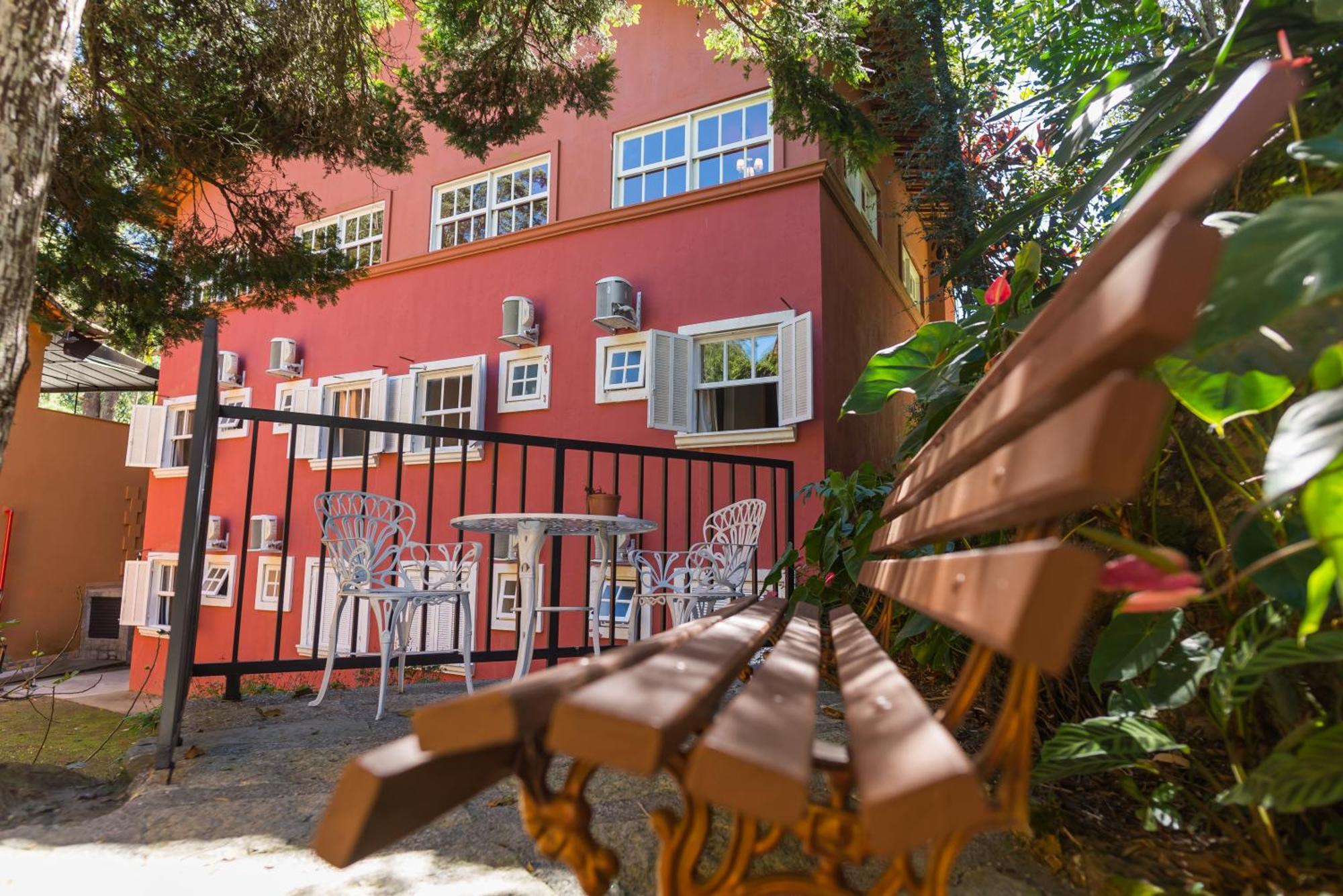 Hotel Vila Suica 1818 โนวาฟริบูร์โก ภายนอก รูปภาพ